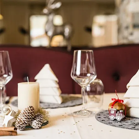 Hotel Dorfer Alpine&charming Selva di Val Gardena